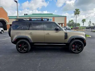Land Rover Defender 2022 tracción en las cuatro ruedas 110 X 4p SUV