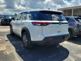 Nissan Pathfinder 2025 S 4dr SUV