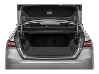 Sedán BMW 5 Series 2024 AWD 530i xDrive 4dr