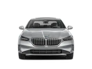 Sedán BMW 5 Series 2024 AWD 530i xDrive 4dr