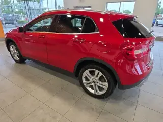Mercedes-Benz GLA 2019 AWD GLA 250 4MATIC 4dr SUV