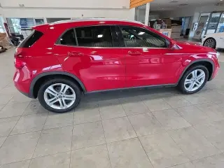 Mercedes-Benz GLA 2019 AWD GLA 250 4MATIC 4dr SUV