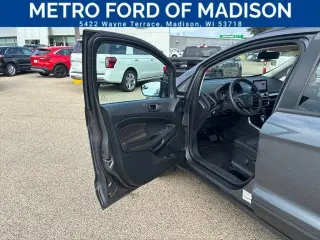 Ford EcoSport 2021 AWD SE 4dr Crossover