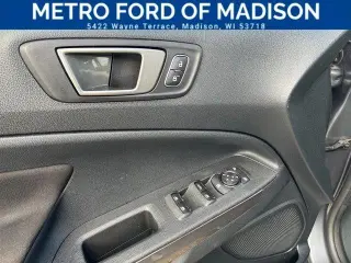 Ford EcoSport 2021 AWD SE 4dr Crossover