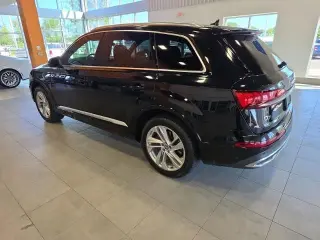 Audi Q7 2020 tracción en todas las ruedas quattro Premium Plus 55 TFSI 4p SUV