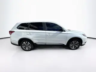 Mitsubishi Outlander 2020 ES 4dr SUV