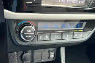 Toyota Corolla 2015 S 4dr Sedan