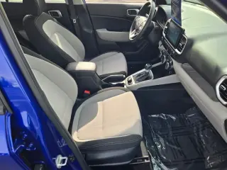 Hyundai VENUE 2024 SEL 4dr Crossover