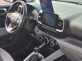 Hyundai VENUE 2024 SEL 4dr Crossover
