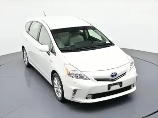 Toyota Prius v 2014 Five 4dr Wagon