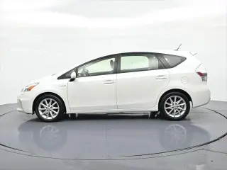 Toyota Prius v 2014 Five 4dr Wagon