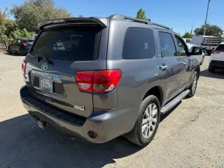 Toyota Sequoia 2014 4x4 Limited 4dr SUV