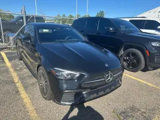 Mercedes-Benz Clase C 2023 C 300 4p Sedán