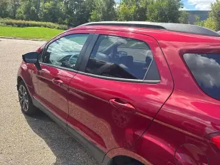 Ford EcoSport 2018 AWD SE 4dr Crossover