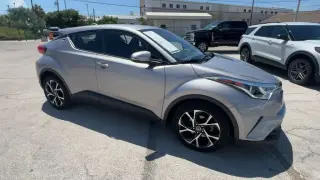 Toyota C-HR 2019 XLE 4dr Crossover
