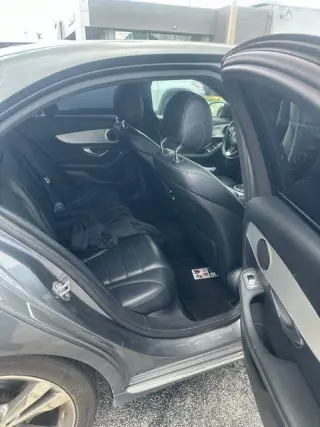 Mercedes-Benz Clase C 2018 C 300 4p Sedan