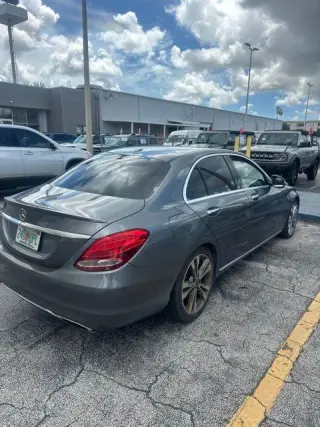 Mercedes-Benz Clase C 2018 C 300 4p Sedan