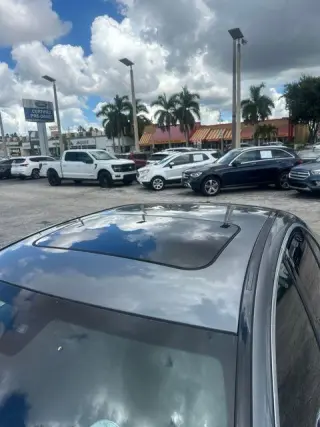 Mercedes-Benz Clase C 2018 C 300 4p Sedan