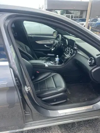 Mercedes-Benz Clase C 2018 C 300 4p Sedan