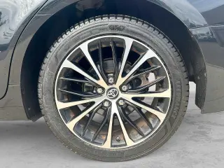 Toyota Camry 2018 SE 4dr Sedán