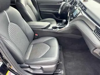 Toyota Camry 2018 SE 4dr Sedán