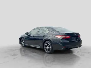 Toyota Camry 2018 SE 4dr Sedán