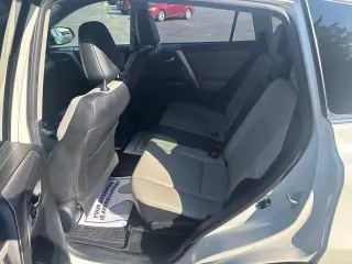 Toyota RAV4 2017 AWD Limited 4p SUV