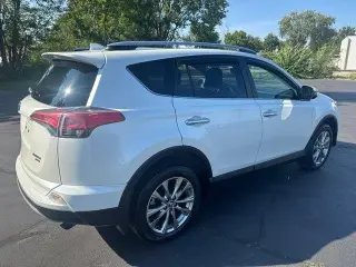 Toyota RAV4 2017 AWD Limited 4p SUV
