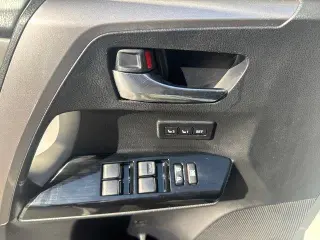 Toyota RAV4 2017 AWD Limited 4p SUV