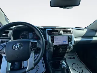 Toyota 4Runner 2024 4x4 SR5 4dr SUV