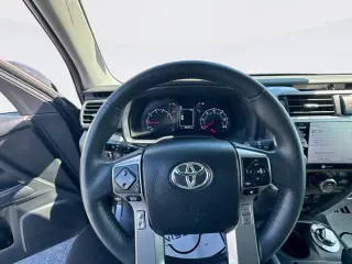 Toyota 4Runner 2024 4x4 SR5 4dr SUV