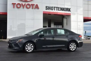 Toyota Corolla 2024 LE 4dr Sedan