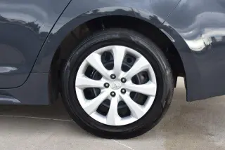 Toyota Corolla 2024 LE 4dr Sedan