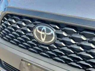 Toyota Corolla Cross 2024 AWD L 4p Crossover