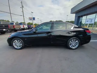 INFINITI Q50 2015 AWD Premium 4dr Sedán