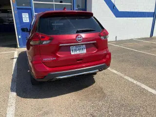 Nissan Rogue 2017 AWD S 4dr Crossover (lanzamiento a mitad de año)