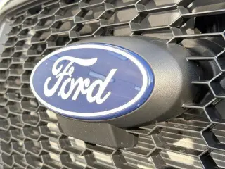 Ford Transit 2026 150 3dr LWB Tech Roof Cargo Van