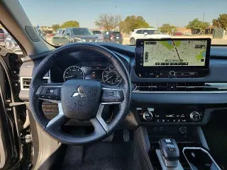 Mitsubishi Outlander 2025 SE 4dr SUV