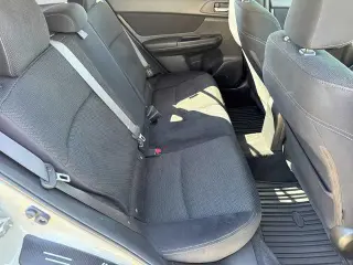 Subaru XV Crosstrek 2013 Tracción en todas las ruedas 2.0i Premium 4p Crossover CVT