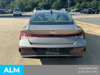 Hyundai ELANTRA 2025 SEL Confort 4p Sedán