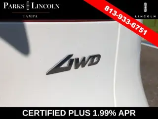 Genesis GV70 2025 AWD 2.5T Standard 4p SUV