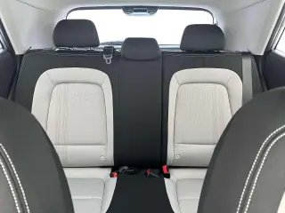 Hyundai VENUE 2024 SEL 4p Crossover