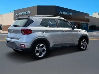 Hyundai VENUE 2024 SEL 4p Crossover