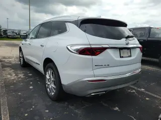 Buick Enclave 2023 Gasolina 4p Crossover