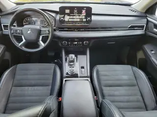 Mitsubishi Outlander 2024 SE 4dr SUV