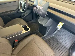 Tesla Modelo Y 2026 Long Range 4p Crossover