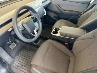 Tesla Modelo Y 2026 Long Range 4p Crossover
