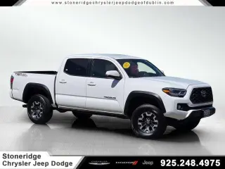 Toyota Tacoma 2022 4x2 TRD Todo Terreno 4p Doble Cabina 5.0 ft CB