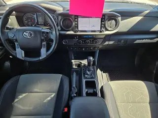 Toyota Tacoma 2022 4x2 TRD Todo Terreno 4p Doble Cabina 5.0 ft CB