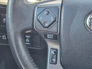 Toyota Tacoma 2022 4x2 TRD Todo Terreno 4p Doble Cabina 5.0 ft CB